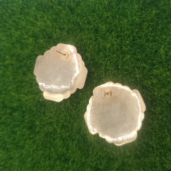 Vintage Estate Earrings E1021 - Picture 2 of 3